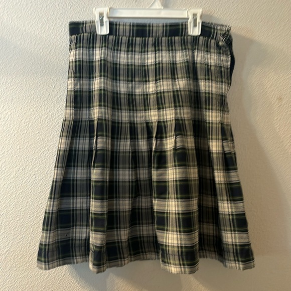COPY - Lands End plaid uniform skirt size 6 - Picture 1 of 6